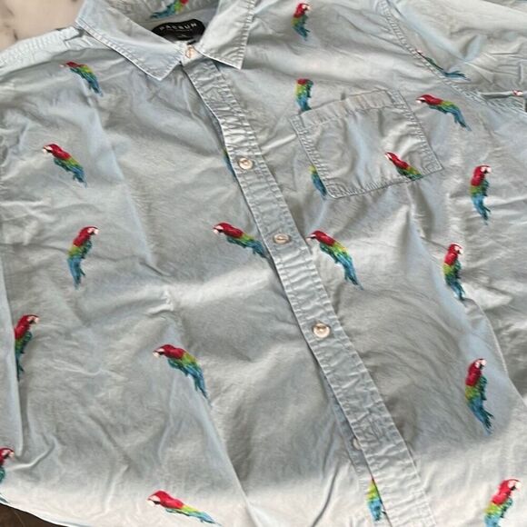 Pacsun Toucan Print Short Sleeve Button Up Sz. XL - Picture 1 of 8